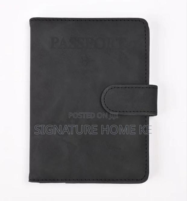 Leather Passport Holder Wallet - thumbnail 10