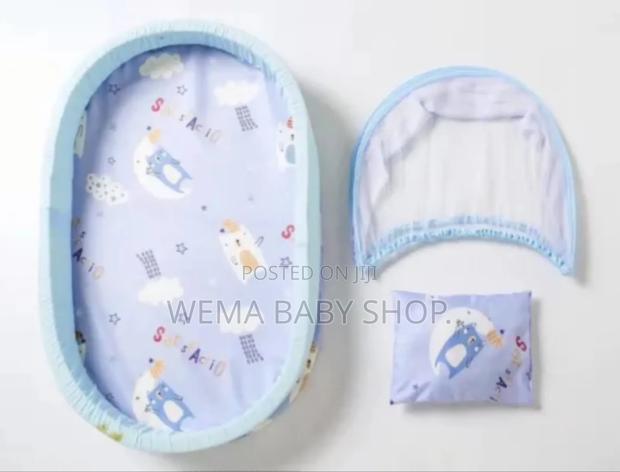 Comfortable Baby Nest/Co Sleeper - thumbnail 5
