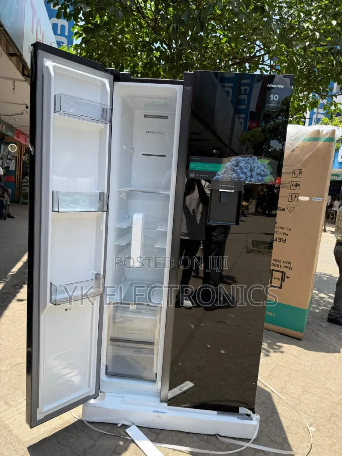 Hisense Ref558dr B-G 541l Side by Side: Sleek Black Glass Cooling