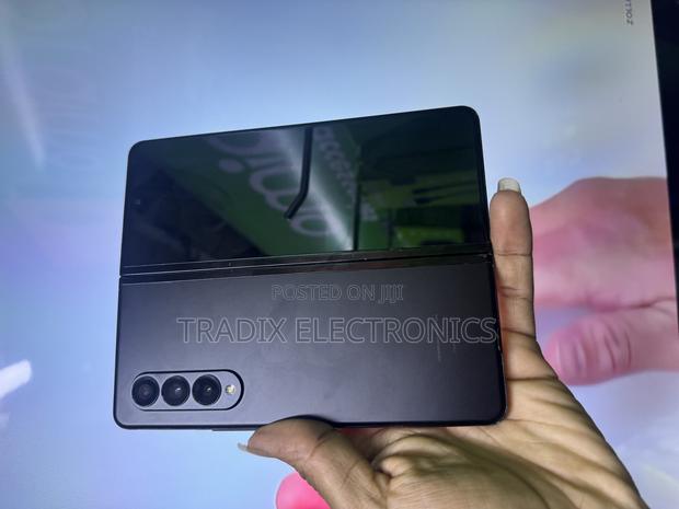 Samsung Galaxy Z Fold3 5G 256 GB Black - thumbnail 3