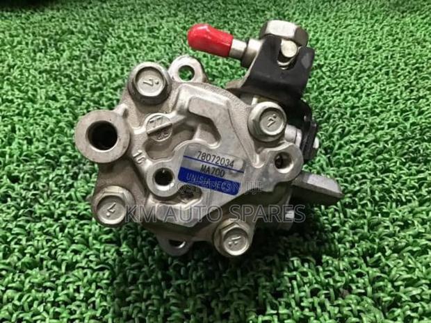 Nissan Zd30 Power Steering Pump for Caravan, Old Model.