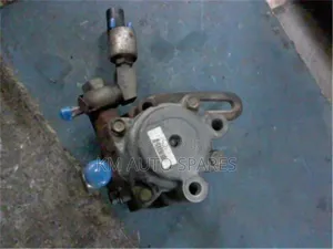 Toyota Shark 5l Power Steering Pump.