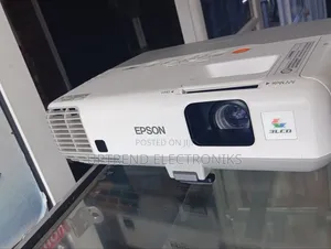Bright Reliable — Epson Powerlite 95 for Every Setup
