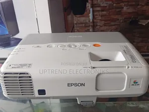 Reliable Performance — Epson Powerlite 95 Projector
