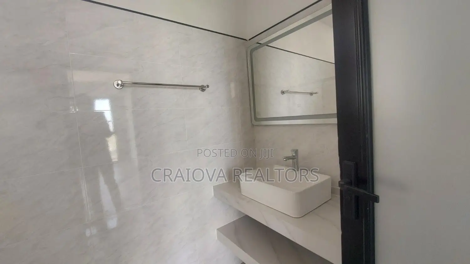 3bdrm Apartment in Hotel 67 Area for sale