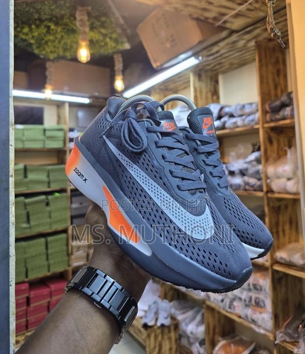 Quality Nike Zoomx Running Shoes Foam Cushioning Technology - main view