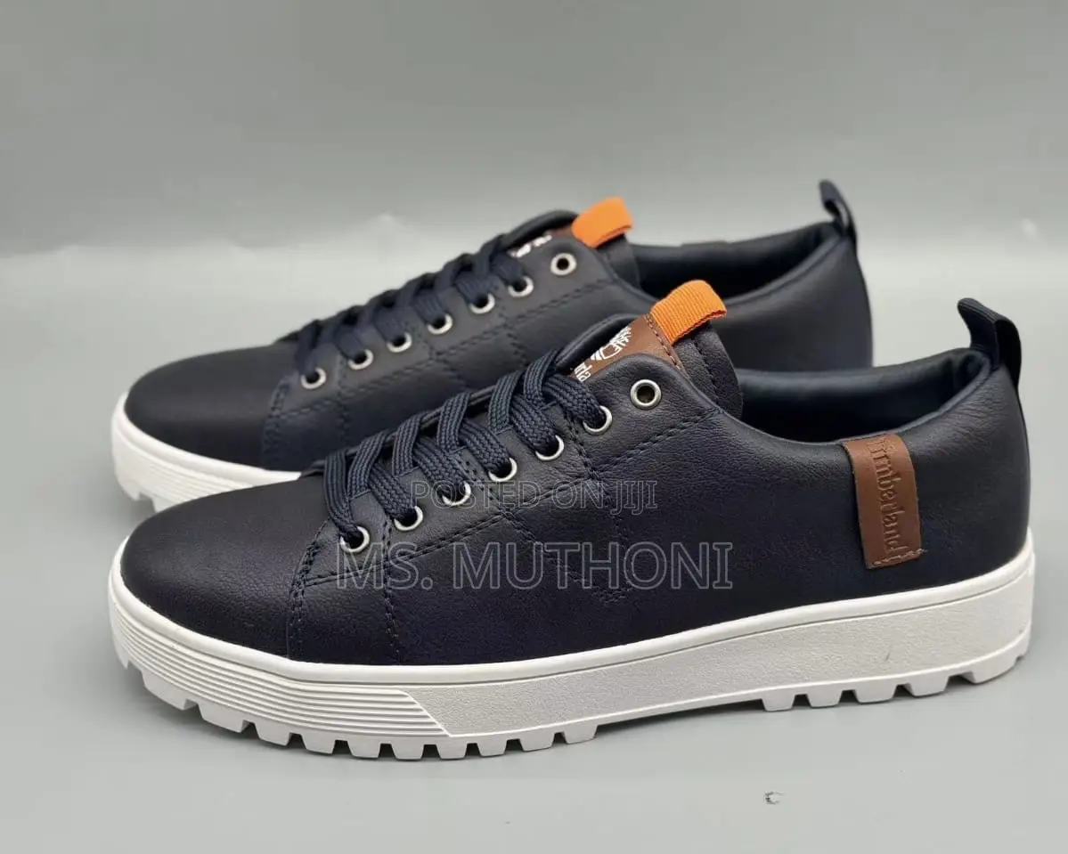 Casual Sneakers With a White Chunky Sole Size 40-45