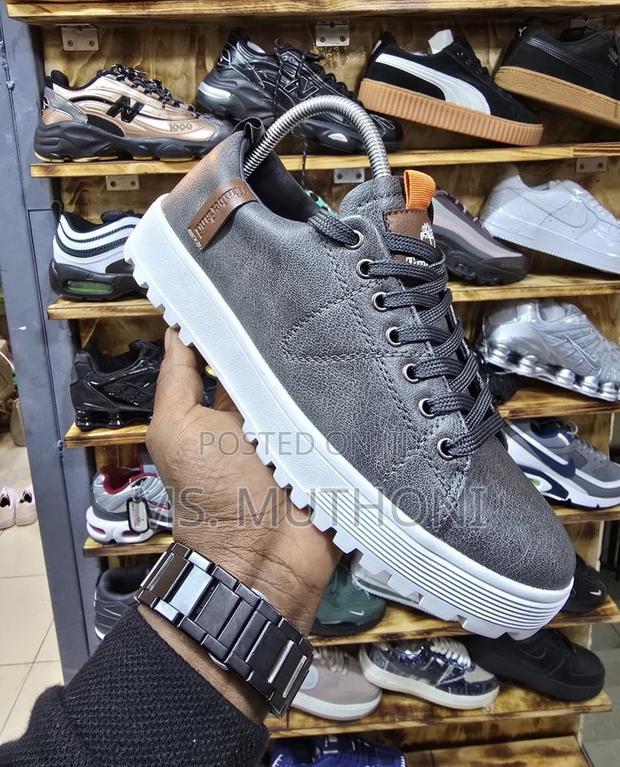 Casual Sneakers With a White Chunky Sole Size 40-45 - thumbnail 3
