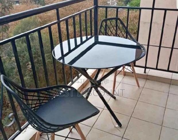 Modern Outdoor Set - main view