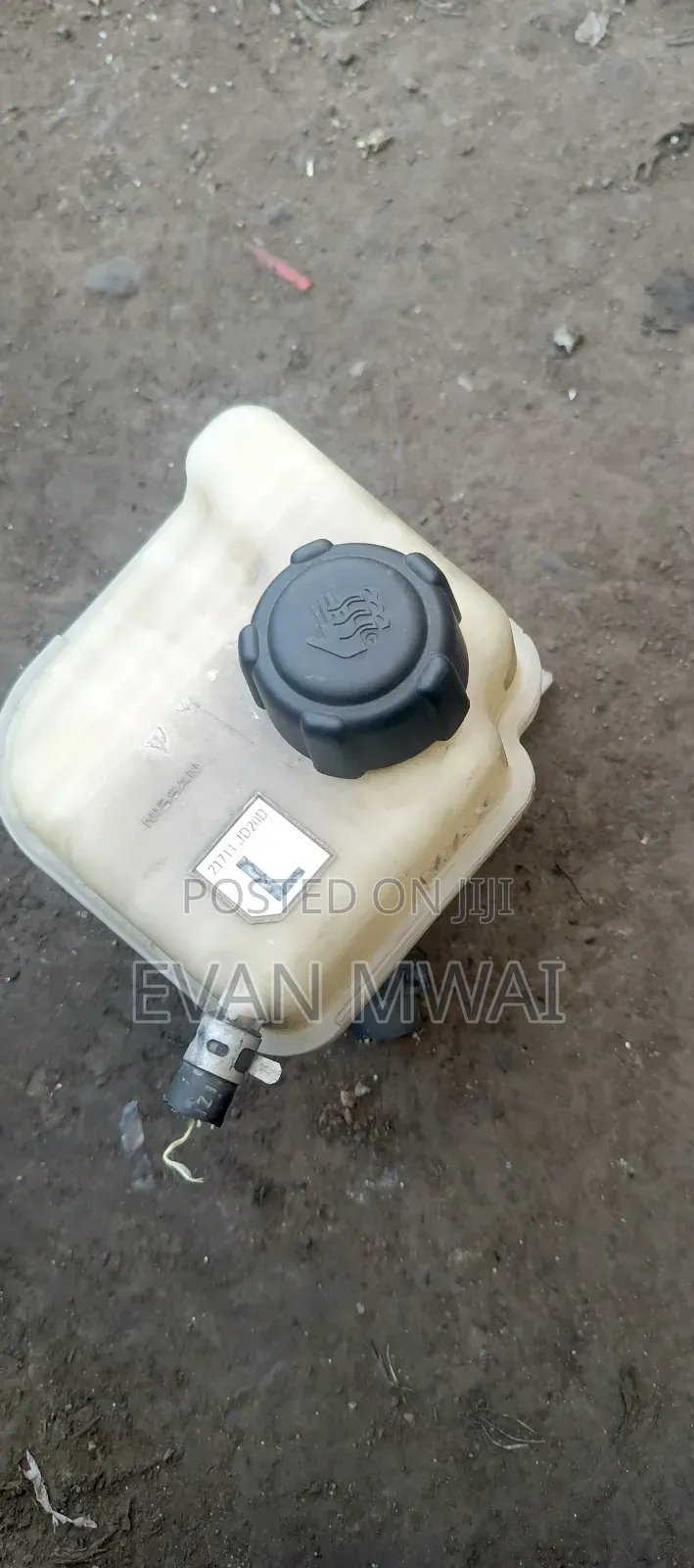 Nissan Dualis Radiator Expansion Bottle
