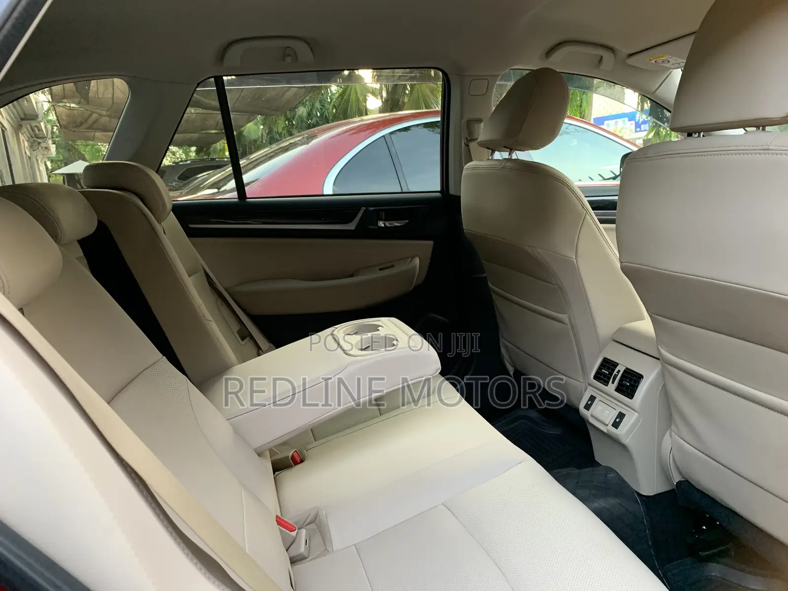 Subaru Outback 2.5i AWD 2018 Red