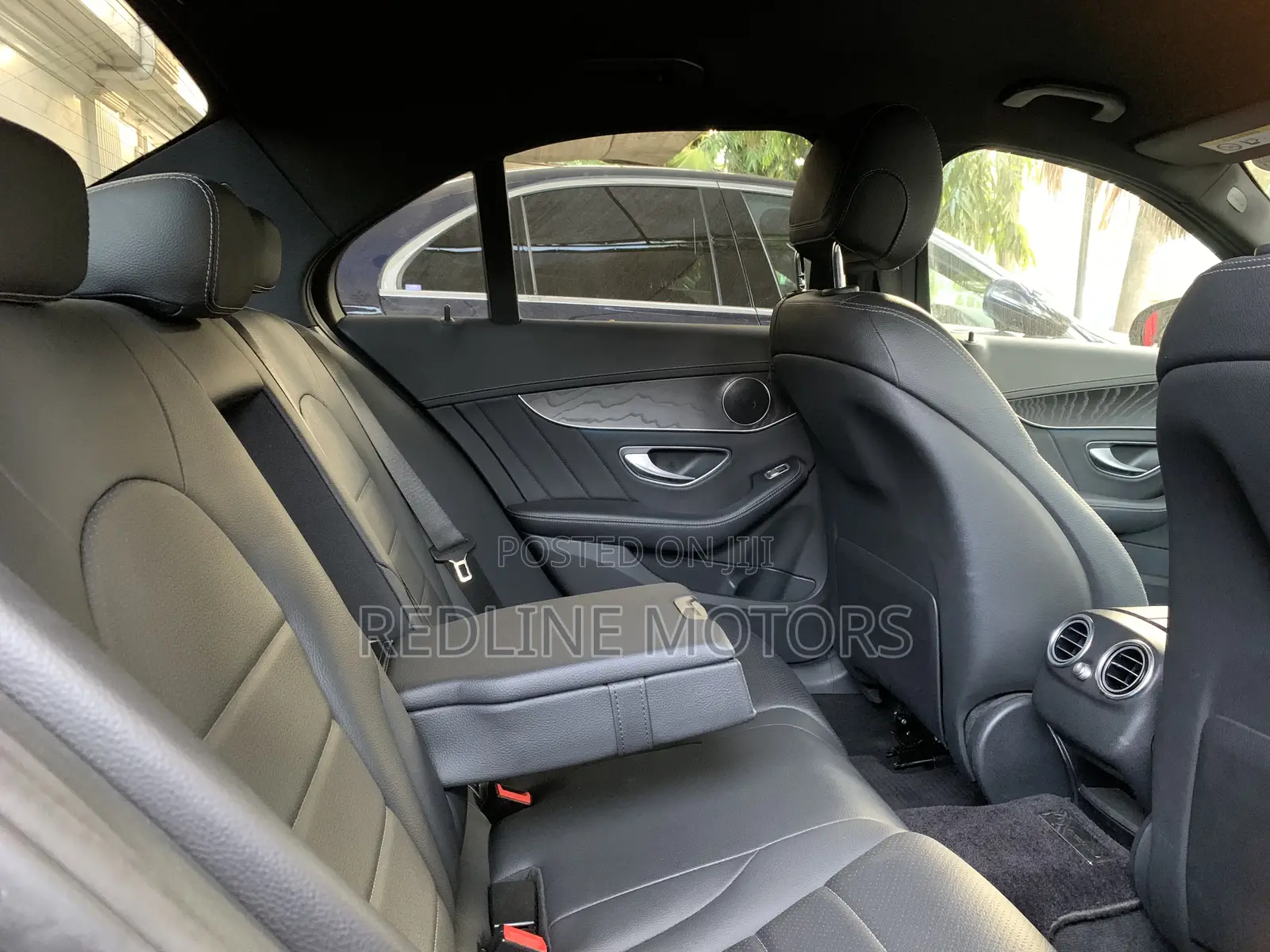 Mercedes-Benz C200 2018 Black