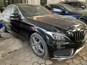 Mercedes-Benz C200 2018 Black