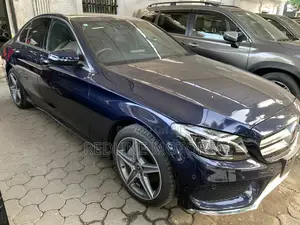 Mercedes-Benz C200 2018 Blue