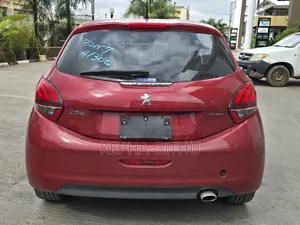 Peugeot 208 2019 Red