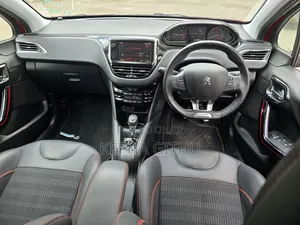 Peugeot 208 2019 Red