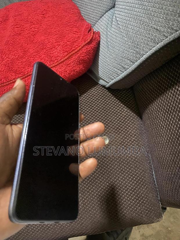 Infinix Smart 6 32 GB Gray - thumbnail 3