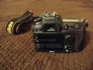 Nikon D7100