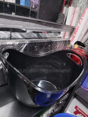 Portable Ice Bucket Large Capacity