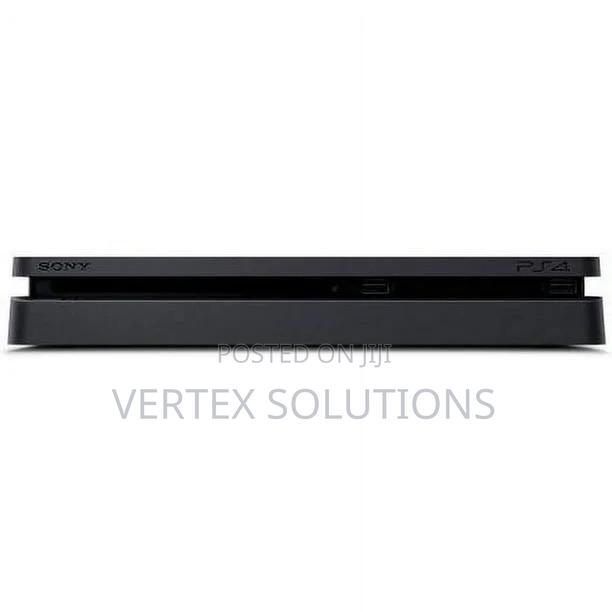 Play Station 4 Slim - thumbnail 2