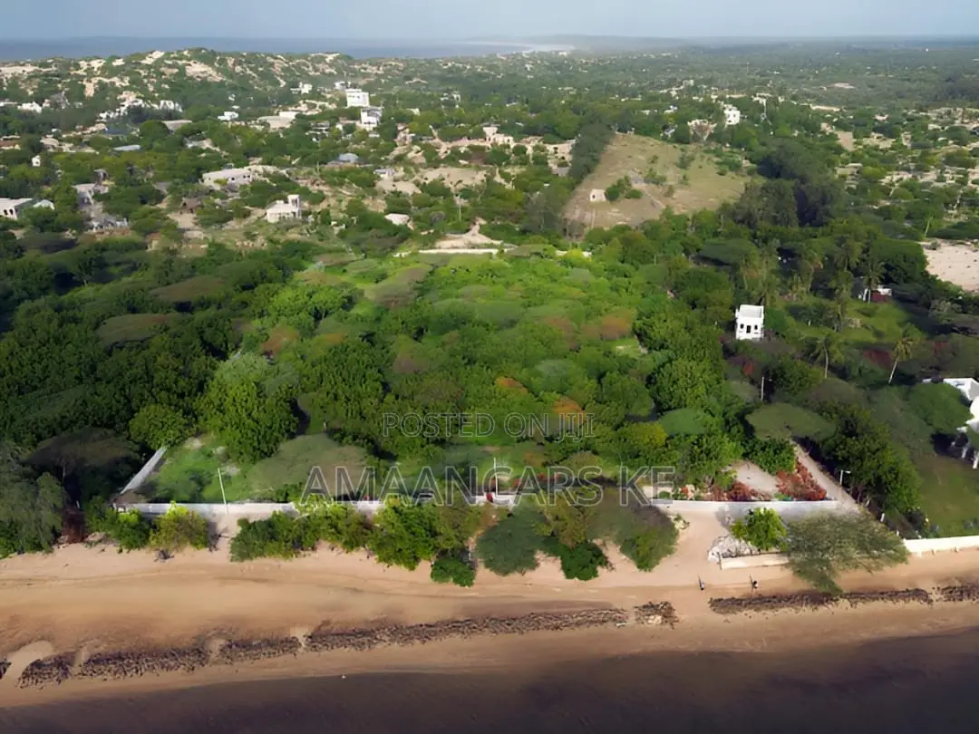 5.15 Acres for Sale in Lamu Shela (Beachfront)