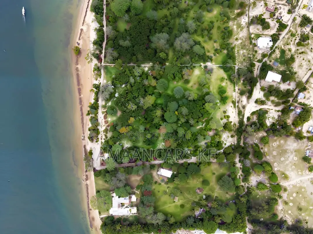 5.15 Acres for Sale in Lamu Shela (Beachfront)