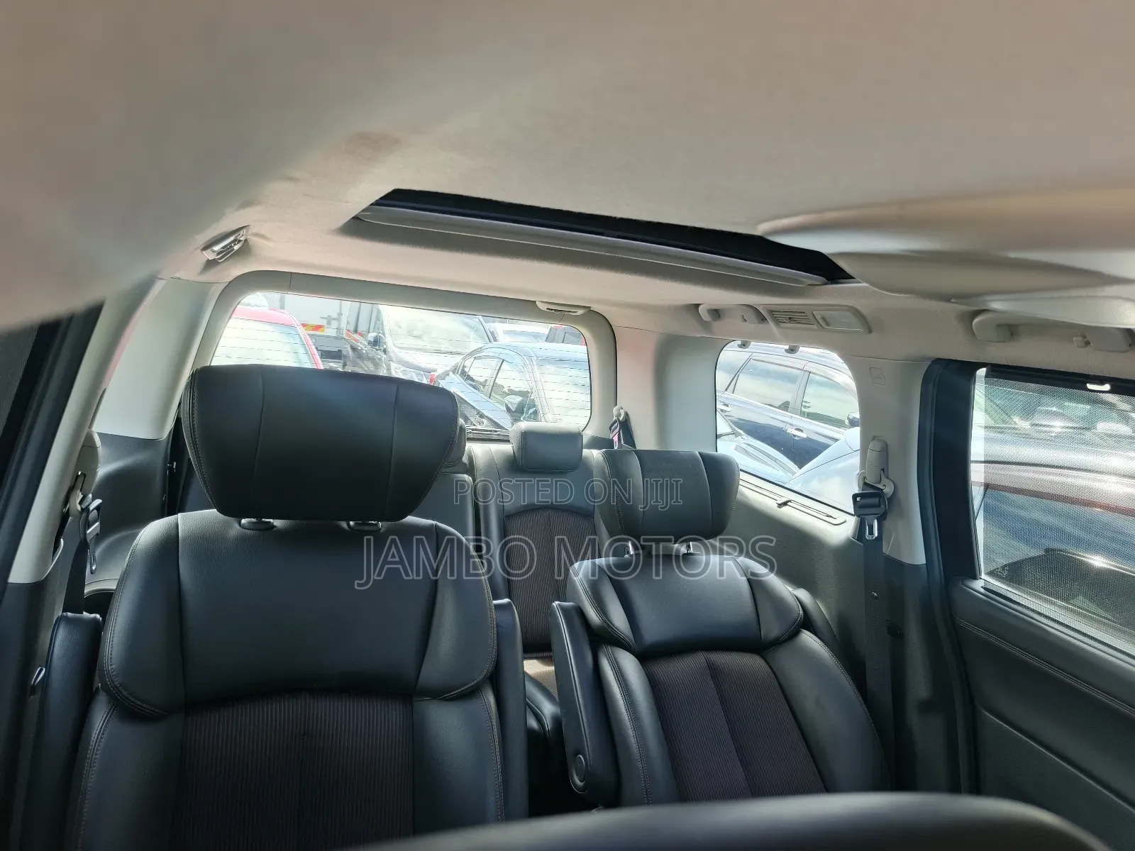 Nissan Elgrand 2019 Gray