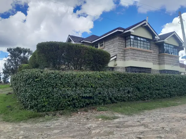 5bdrm Mansion in Muigai Prestige, Kitengela for sale