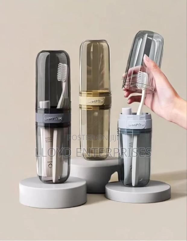 Portable Toothbrush /Tooth Paste Holder