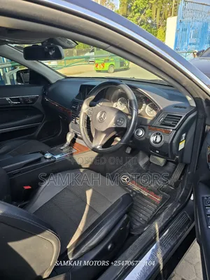 Mercedes-Benz E250 2015 Black