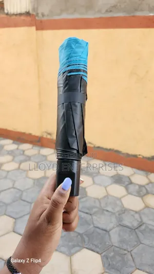 8 Ribs Travel Rain/Sun Umbrella
