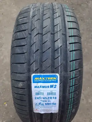 245/45r18 Maxtrek Tires