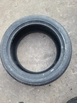 245/45r18 Maxtrek Tires