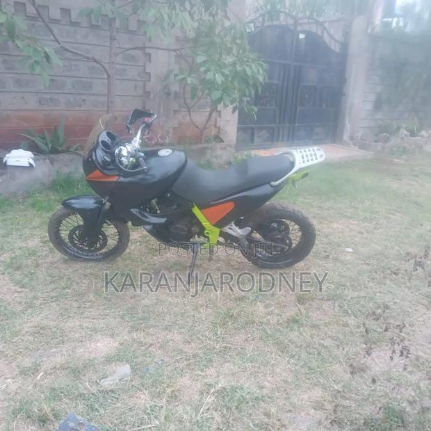 BMW 2010 Black - thumbnail 5