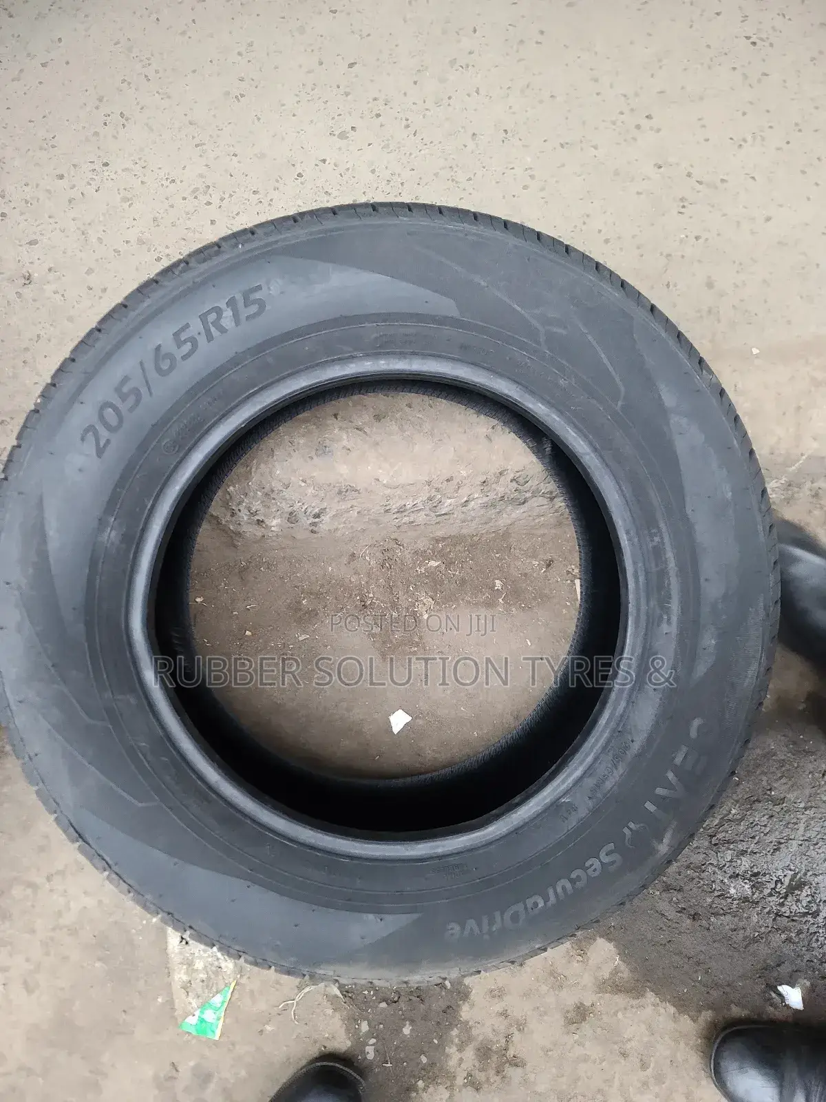 205/65r15 Ceat Tires