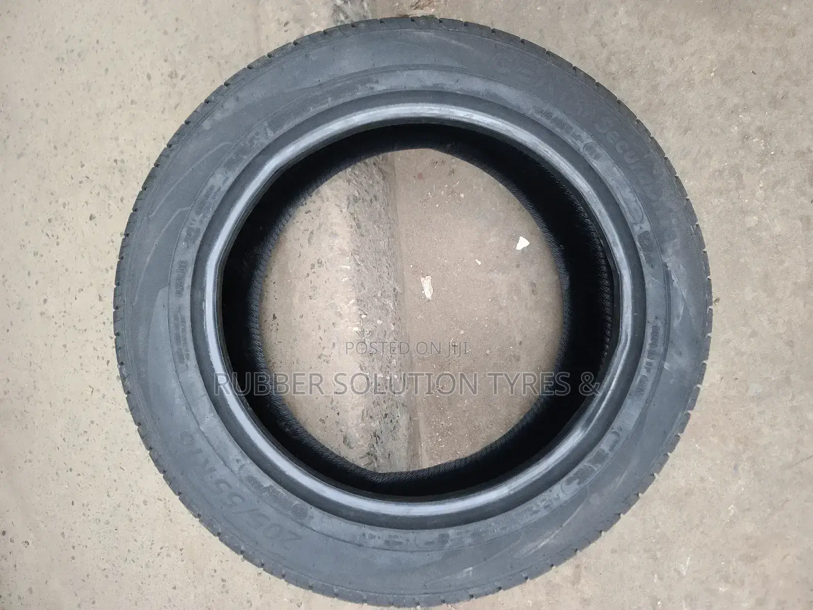 205 /55 R16 Ceat Tyres Made in Indonesia