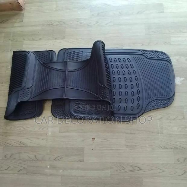 7 Seater Black Rear Rubber Mats Conjoined/Continuous Mats