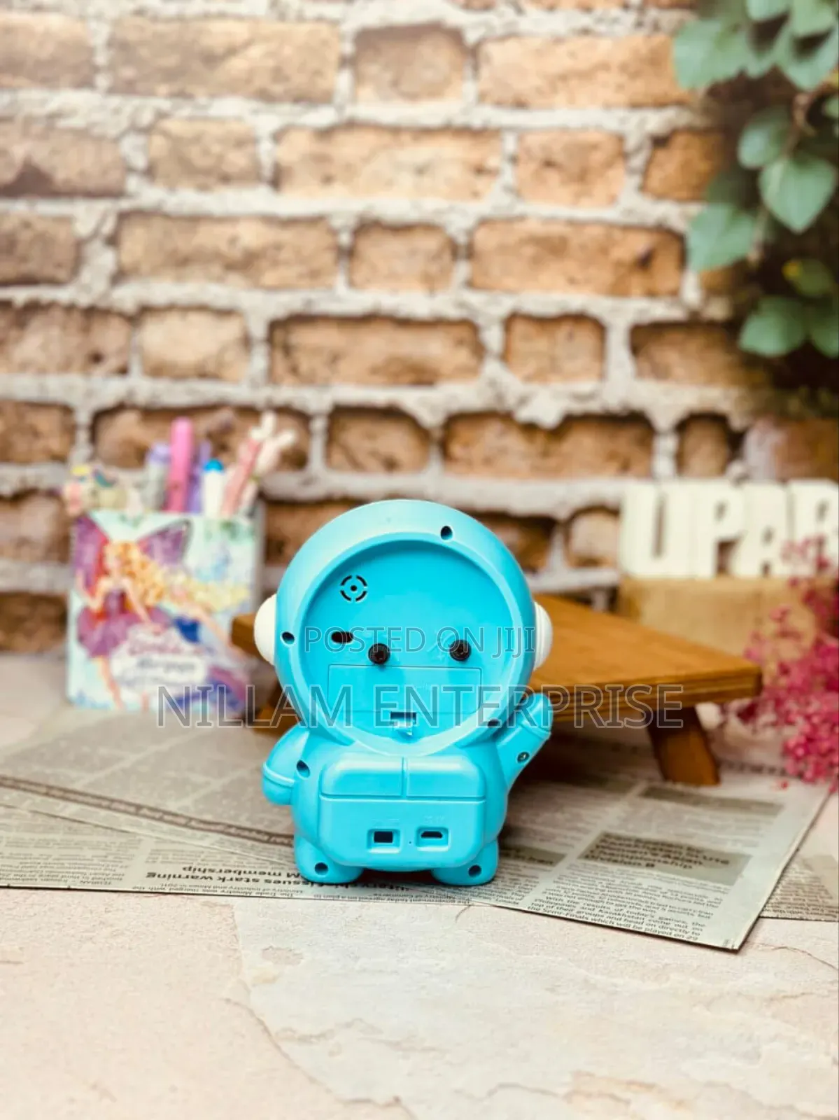 Creative Astronaut Student Bedside Alarm Clock