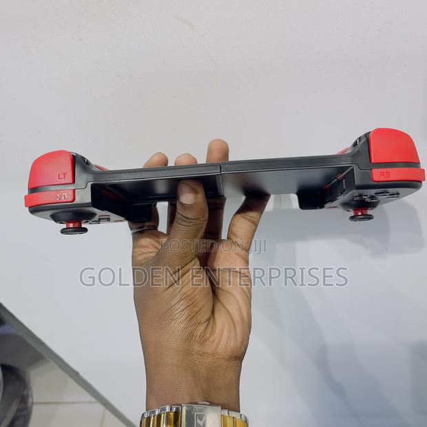 D3 Retractable Mobile Phone Game Controller - thumbnail 2