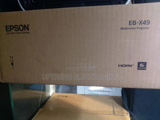 Epson X49 – The Reliable Everyday Projector - main view