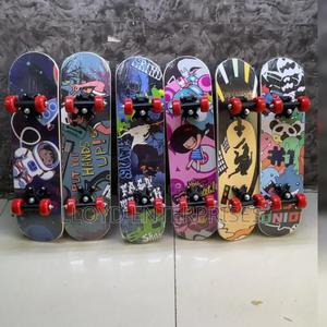 Kids Skate Board -Up to 10yrs - thumbnail 2