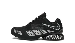 Nike Air Max Plus Sneakers