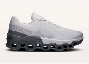 Qc High Quality on Running Sneakers