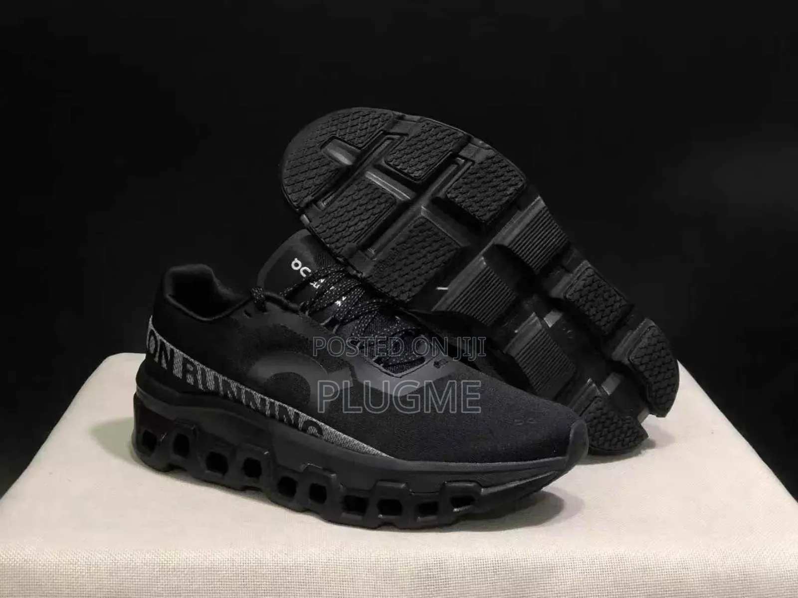 Qc High Quality on Running Sneakers