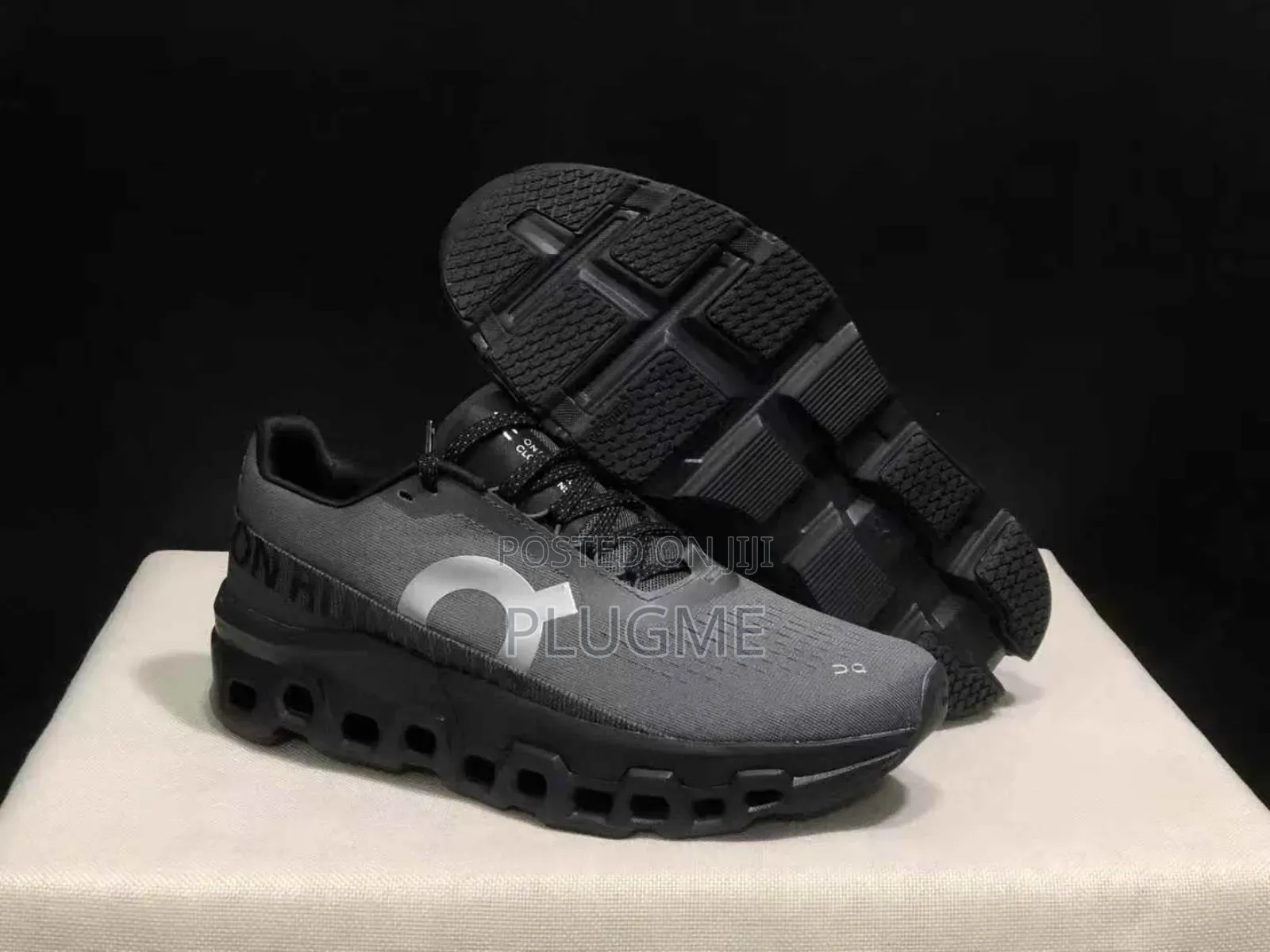 Qc High Quality on Running Sneakers