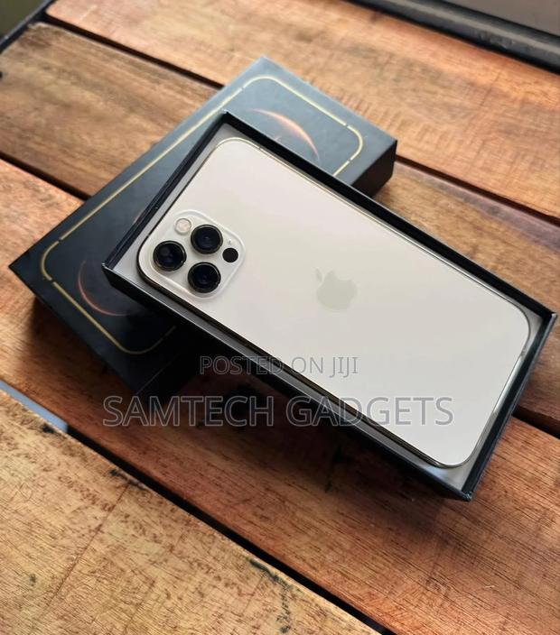 Apple iPhone 12 Pro 128 GB Gold - thumbnail 4