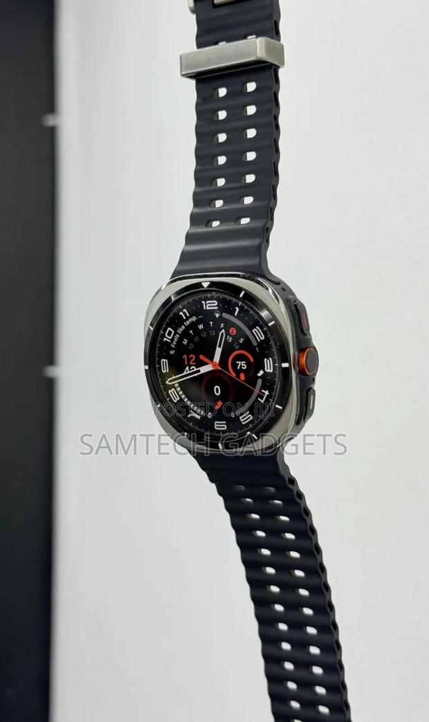 Apple Watch Ultra - thumbnail 3