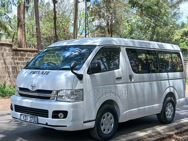 Toyota HiAce 2009 White - thumbnail 2