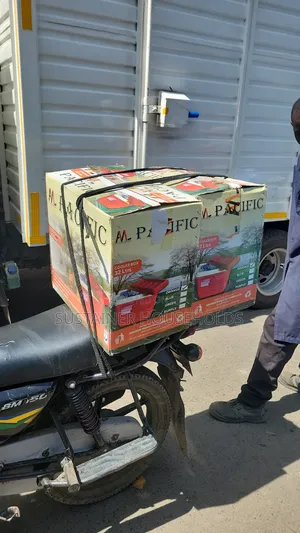 Pacific Cooler Box , 32 Litres Cooler Box