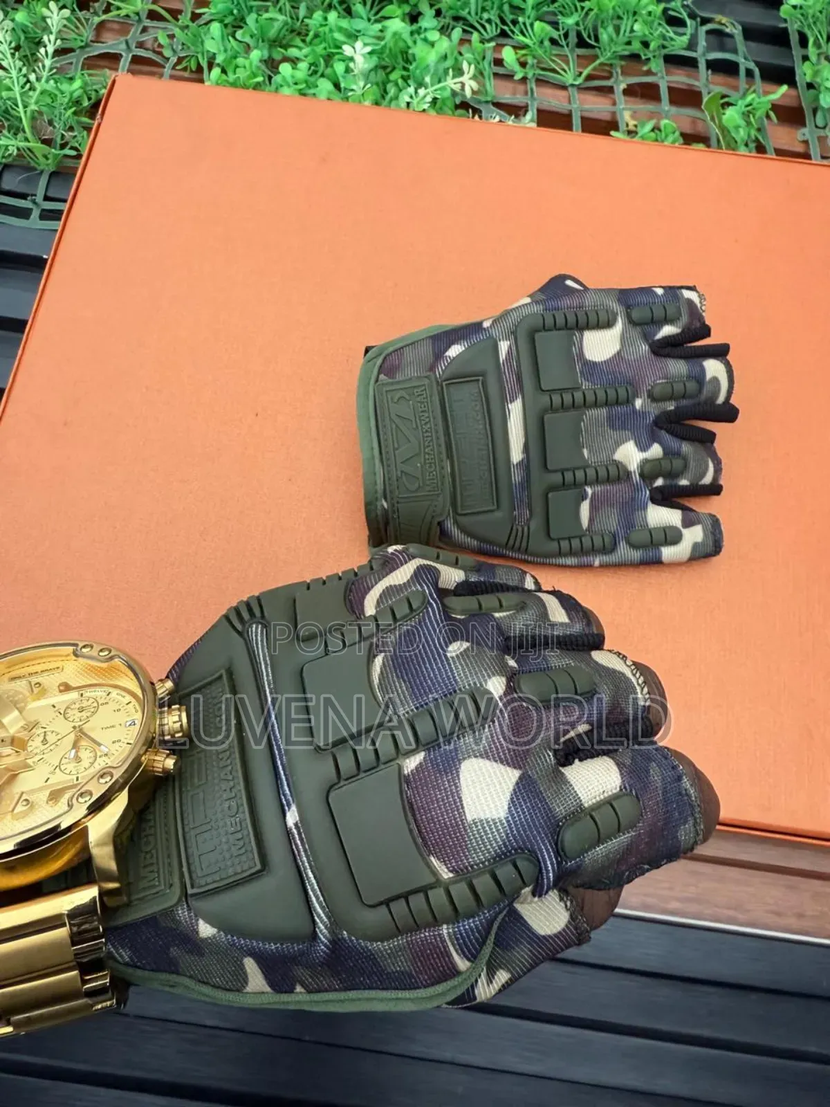 Combat Gloves